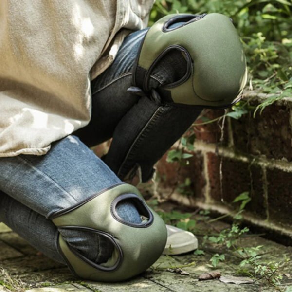 Comfortable Ergonomic Knee Pads for Gardening with Extra Cushioning