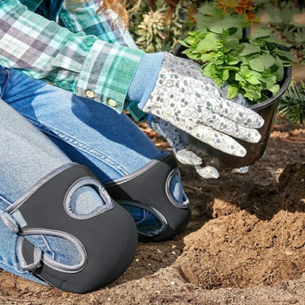 Comfortable Ergonomic Knee Pads for Gardening with Extra Cushioning